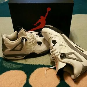 Jordan 4